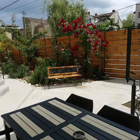 Casa George Mamaia Nord 3*